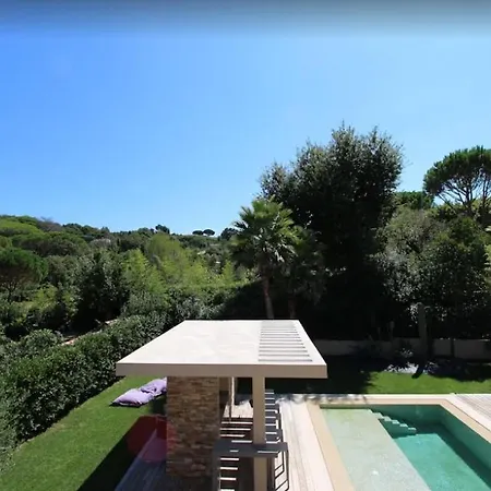 Contemporary Luxury In Saint-Tropez